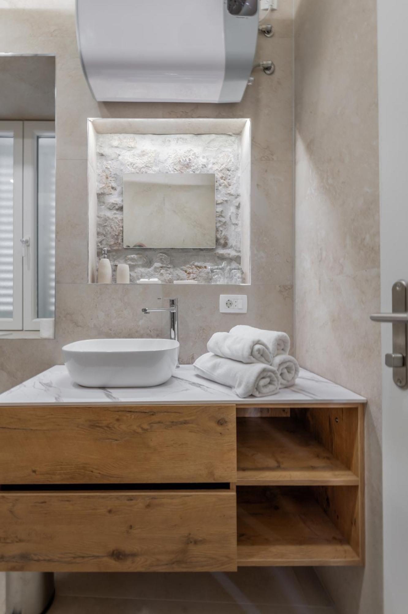 Inmotion Luxury Rooms Сплит Екстериор снимка